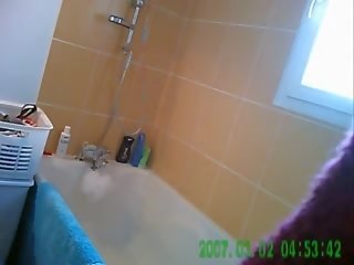 Amateur Hidden Shower Cam