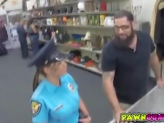 Rendőr tiszt szűk punci és kövér segg